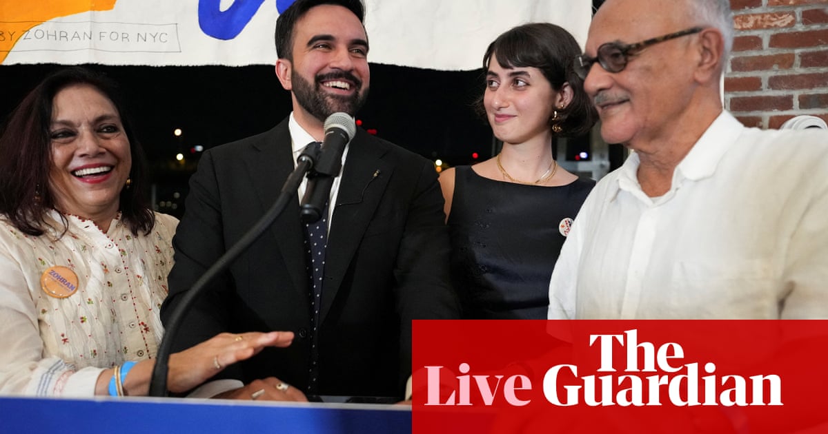 Progressives say Mamdani win shows voters ‘fed up with status quo’ as Stephen Miller attempts to blame immigration – live | US news Progressives say Mamdani win shows voters ‘fed up with status quo’ as Stephen Miller attempts to blame immigration – live | US news
