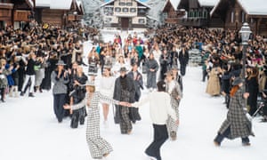 Fashion Bids Farewell To Karl Lagerfeld At His Final Chanel Show Fashion Bids Farewell To Karl Lagerfeld At His Final Chanel Show