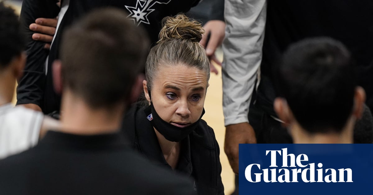 Spurs Becky Hammon becomes first woman to direct NBA team