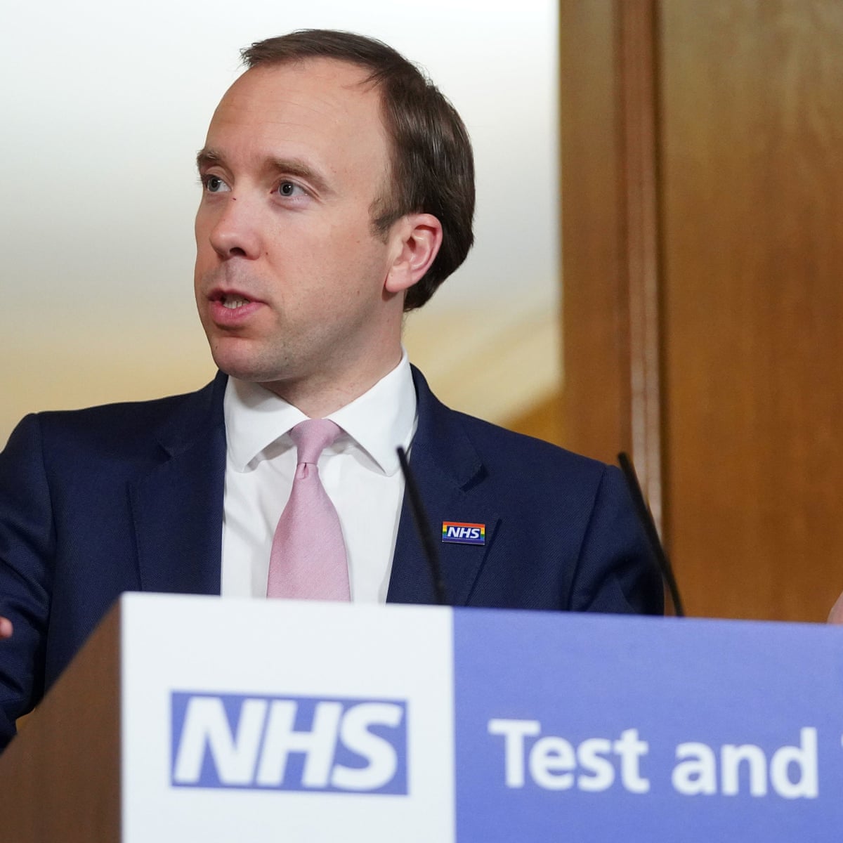 Matt Hancock fails to say if Dominic Cummings did right thing | World news | The Guardian