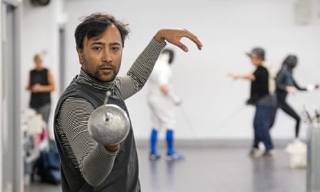 ‘I feel the rush of adventure in my bloodstream, and leave on a swashbuckling high …’ Rhik Samadder at the London Fencing school. 