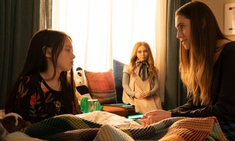 Someone to watch over me … from L, Cady (Violet McGraw), M3gan (voiced by Jenna Davis) and Gemma (Allison Williams) in M3gan.