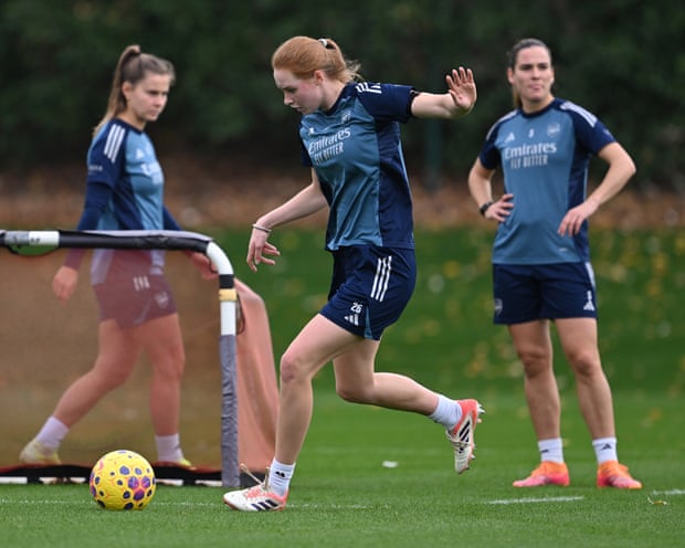 El revés sufrido por Reid en el Arsenal pone de manifiesto la creciente preocupación por las lesiones de ligamento cruzado anterior. El revés sufrido por Reid en el Arsenal pone de manifiesto la creciente preocupación por las lesiones de ligamento cruzado anterior.