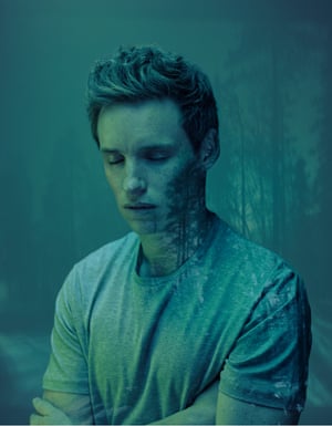 Eddie redmayne knitting model