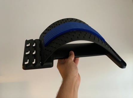 The back stretcher device is great if you like to crack it now and again. But it’s probably best to talk to an expert if you experience serious back problems.