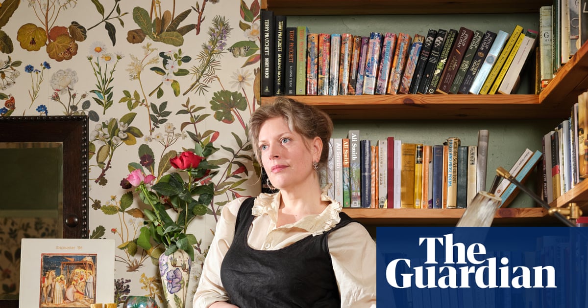 ‘I wanted to write more than I wanted to have children’: author Sarah Perry on rejecting motherhood