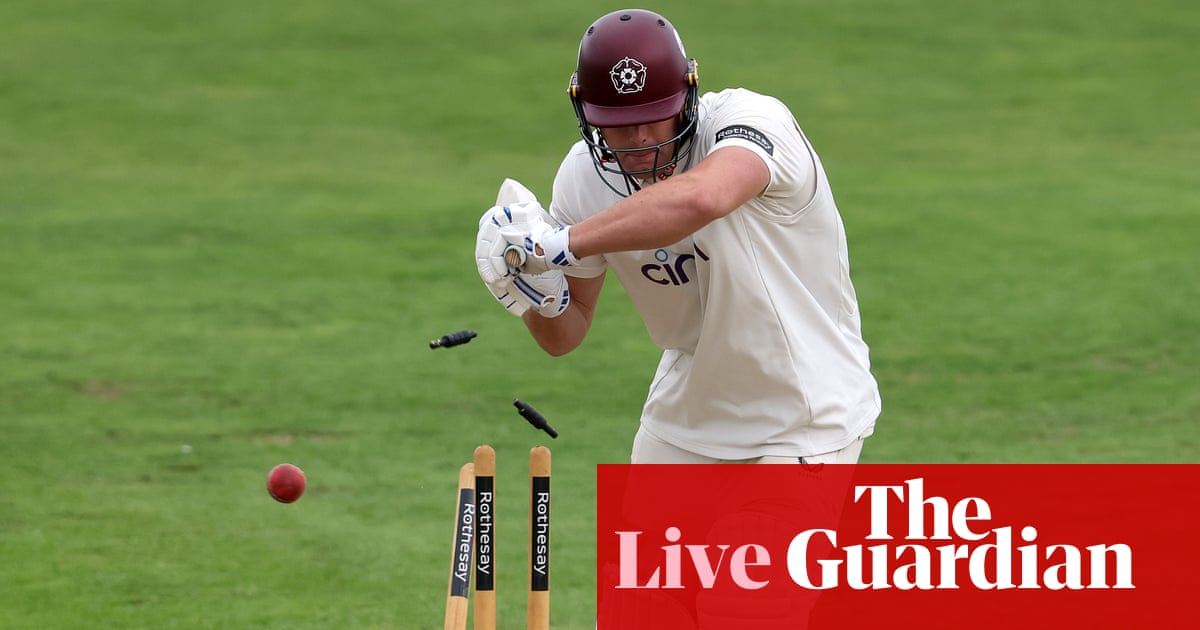 Surrey v Yorkshire, Hampshire v Warwickshire, and more: county cricket, day three – live