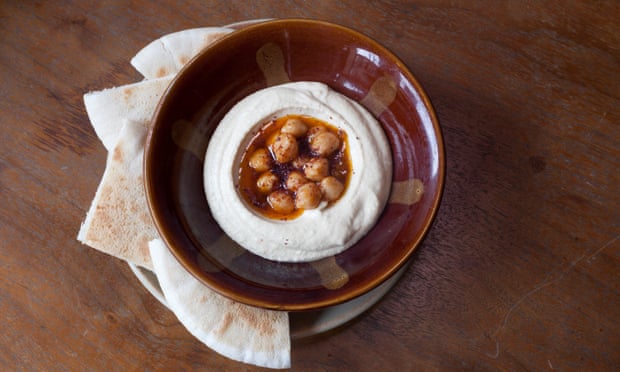 'Coarse and smoky': hummus and spicy chickpeas.