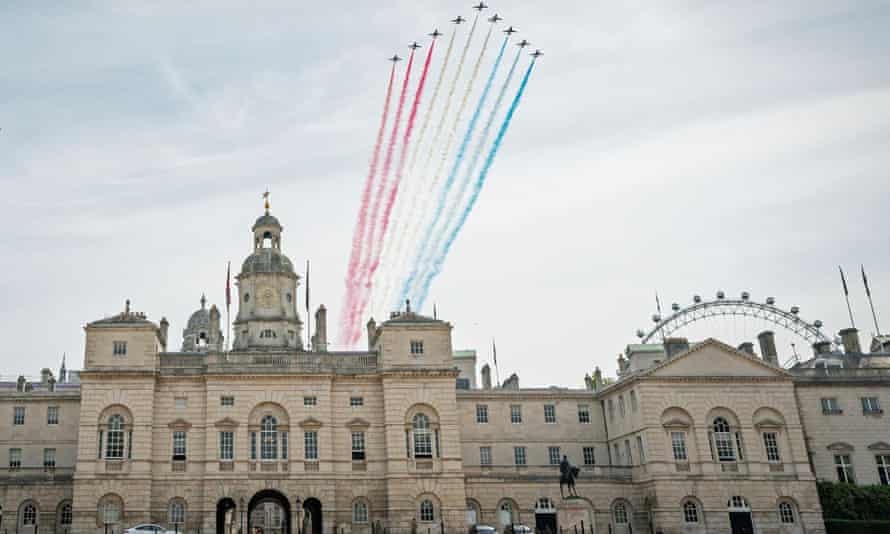 The Red Arrows over London on the 75th Anniversary of VE Day.