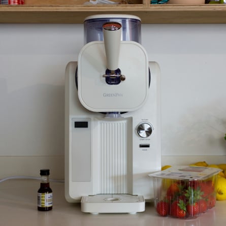 The Green Pan soft-serve maker