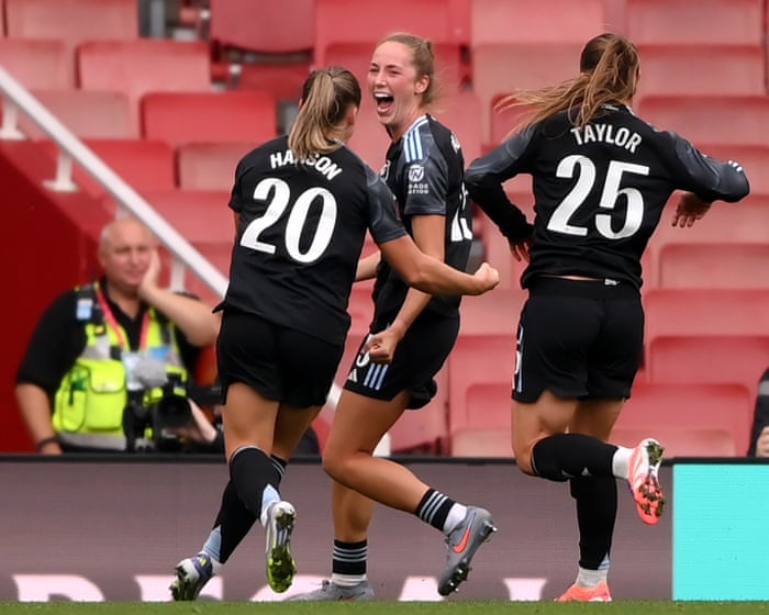 Lucy Parker stuns Arsenal with injury-time equaliser for Aston Villa