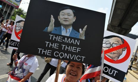 Poster calling Thaksin Shinawatra a thief