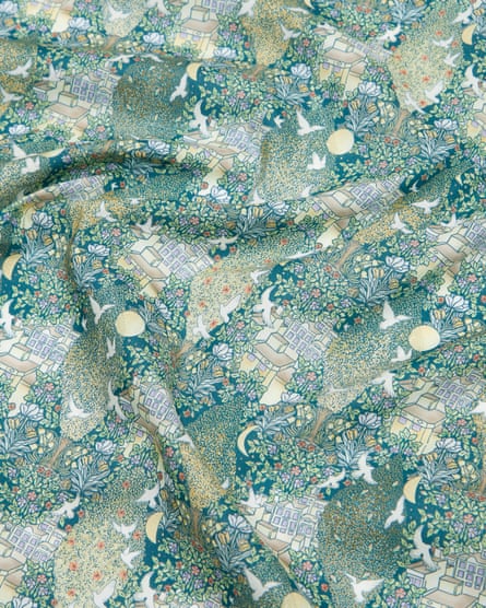 A piece of green patterned fabric ©Liberty Passage of Time, Creativity in Conflict & Confinement by Liberty, in creative partnership with IWM (5)