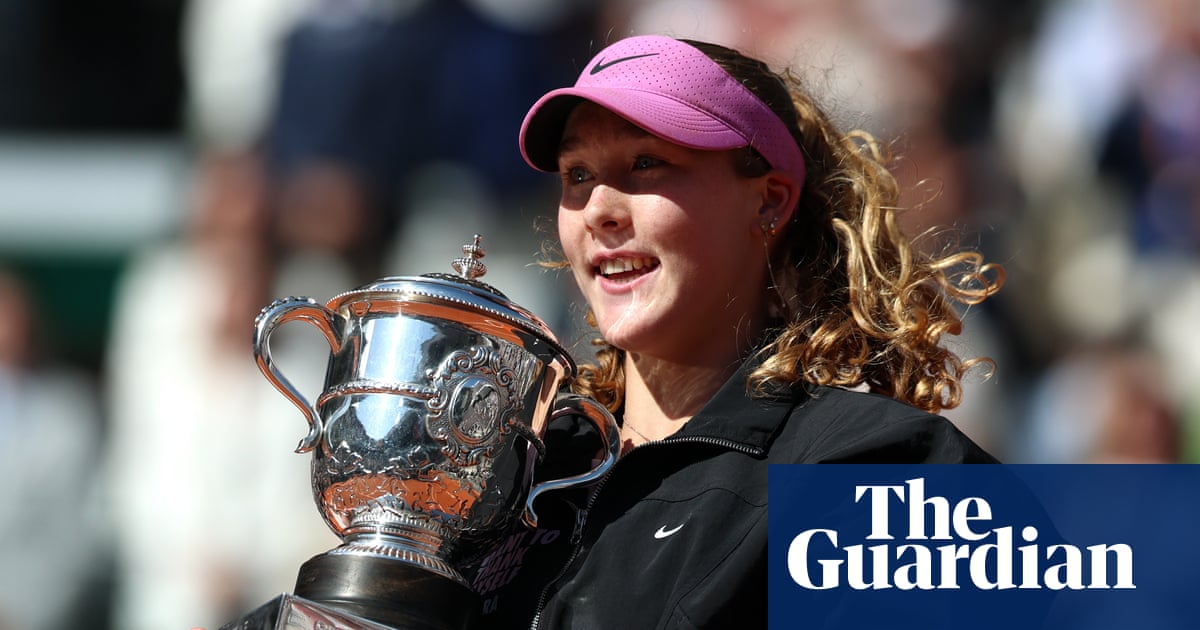 Andreeva comes of age with French Open triumph over qualifier Chwalinska
