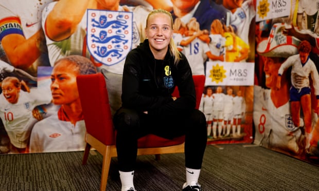 How Beth Mead went from sidekick to Lion delight | England girls’s soccer staff