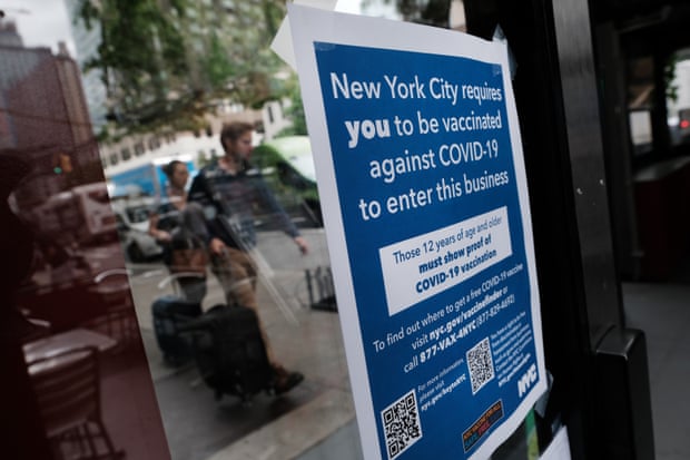 A New York City restaurant informs customers that they will need to show proof vaccination.