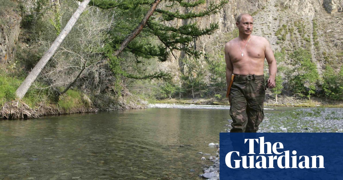 Putin S Peculiar Walk Linked To Kgb Weapons Training Report Claims World News The Guardian