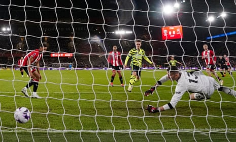 Martin Ødegaard scores Arsenal’s first goal of the game at Sheffield United.