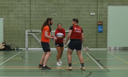 LooseHeadz and Vodafone took Rhona Lloyd, Scotland International, back to Caledonian Thebans RFC, where her Dad is the coach, to put on a session and connect with the players. We heard stories from the players and why rugby has been influential in bringing them together.
