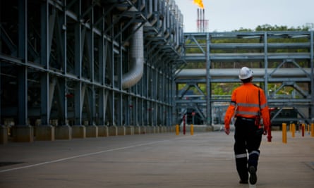 worker at LNG site in Queensland
