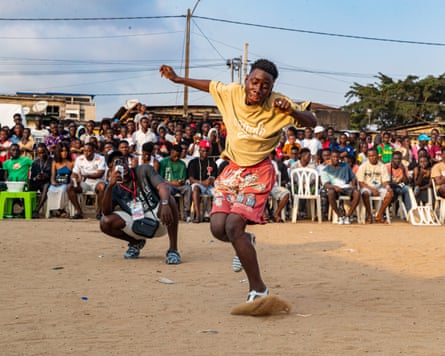 A biama dancer performing in Abidjan.