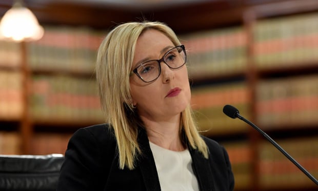NSW'nin Birleşik Krallık genel temsilcisi, 2019 seçimlerinden önce İşgücü vergi politikasına saldıran reklamı onayladı | Yeni Güney Galler siyaseti 1 Investment NSW'nin CEO'su Amy Brown, bu haftaki soruşturma sırasında.