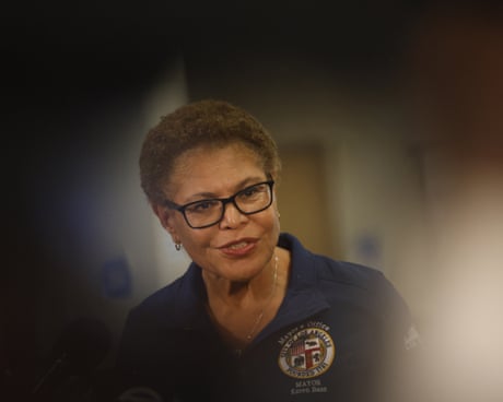 Karen Bass in hot seat as Trump targets Los Angeles – but it’s not her first crisis