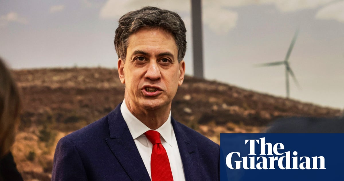Sunak and ministers stoking division over UK’s net zero target, warns Ed Miliband | Green politics