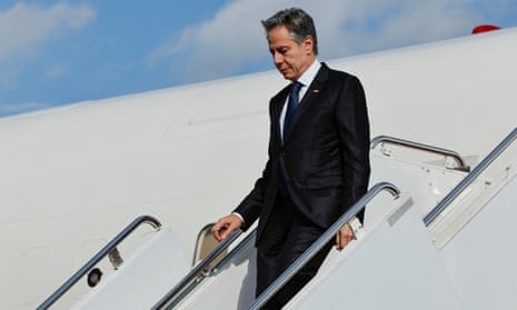 Israel-Hamas war live: Israel to have ‘security responsibility’ for Gaza when fighting ends, says Netanyahu | Israel-Hamas war 6 The US secretary of state, Antony Blinken, arrives at Yokota airbase in Tokyo