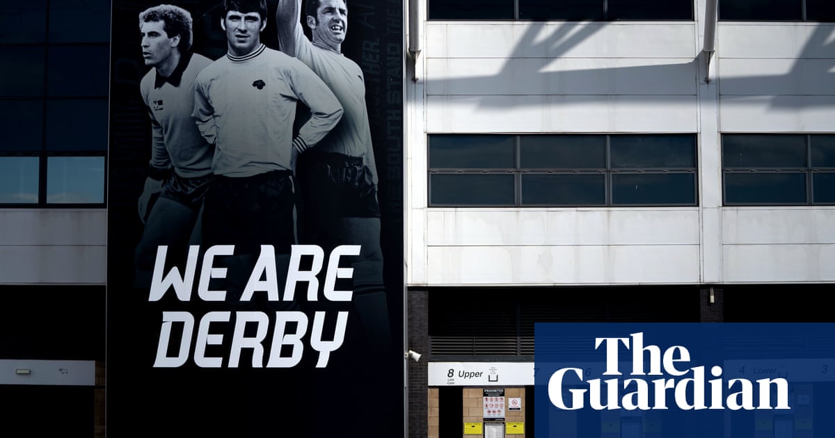 What is going on at Derby? Plus Carabao Cup drama – Football Weekly Extra