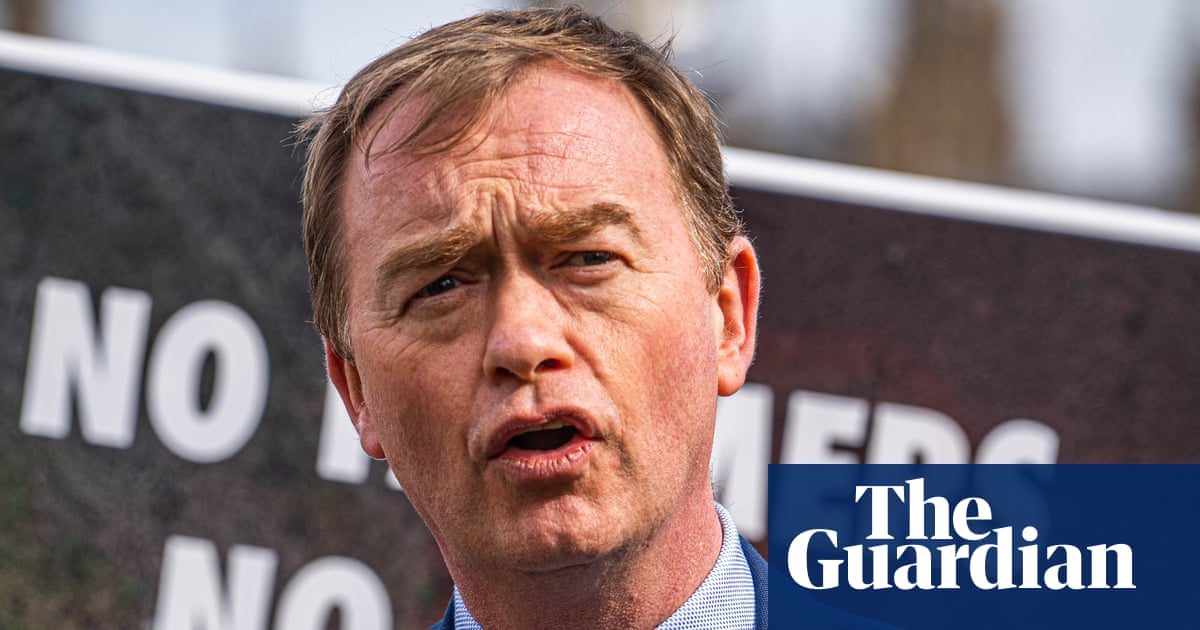 UK and St George’s flags should never be used to ‘intimidate and terrify’, says senior Lib Dem
