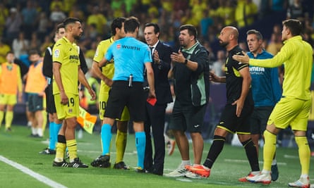Unai Emery et ses joueurs contestent la décision d'expulser Álex Baena