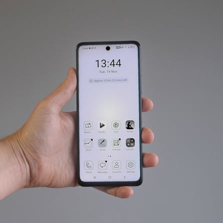 TCL 50 Pro