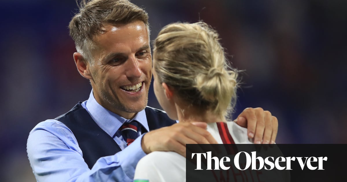 Ellen White praises Phil Neville as England Women await Tokyo decision