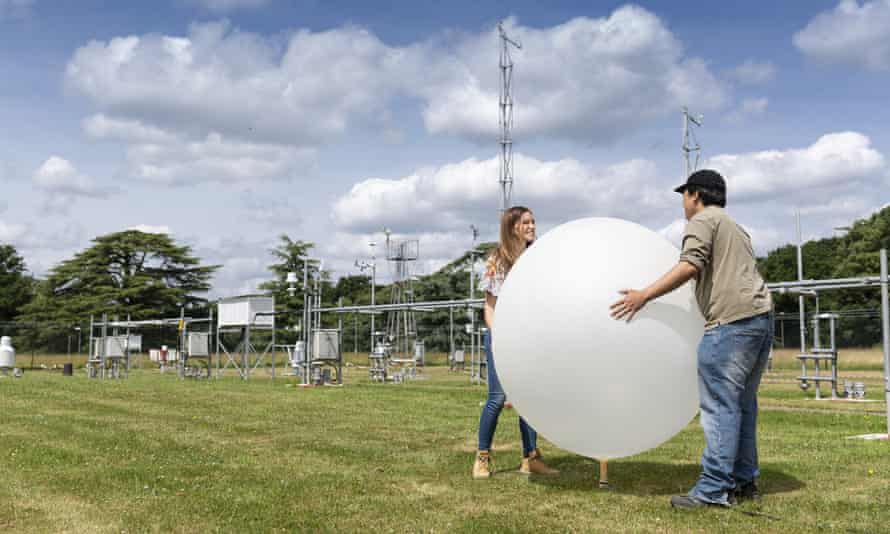 The Weather Game Fantasy League For Forecasters Opens To Public Meteorology The Guardian
