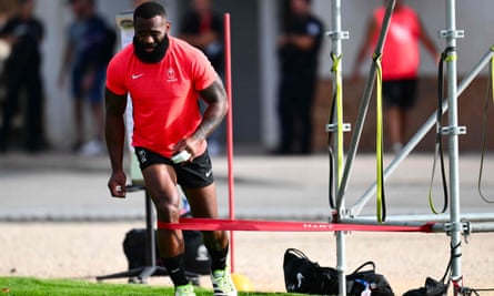 Semi Radradra.