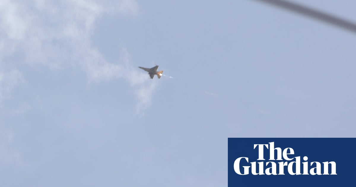 Israel launches airstrikes near Syria presidential palace in Damascus