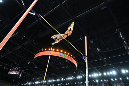 Molly Caudery on her way to gold in the women’s pole vault