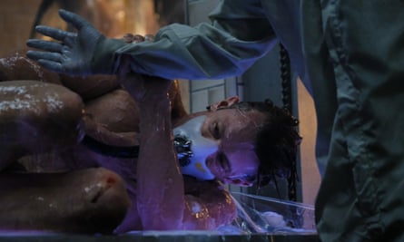 Joel Kinnaman as Takeshi Kovacs waking up in a new body, or sleeve.