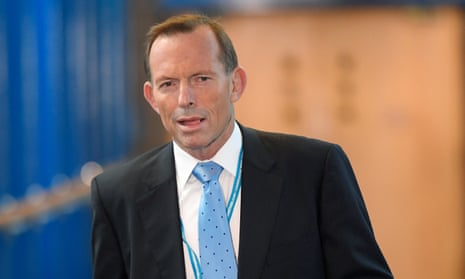 Tony Abbott will undertake a five-day trade mission to India