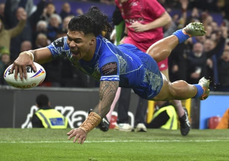 Samoa's Brian To'o scores a try.