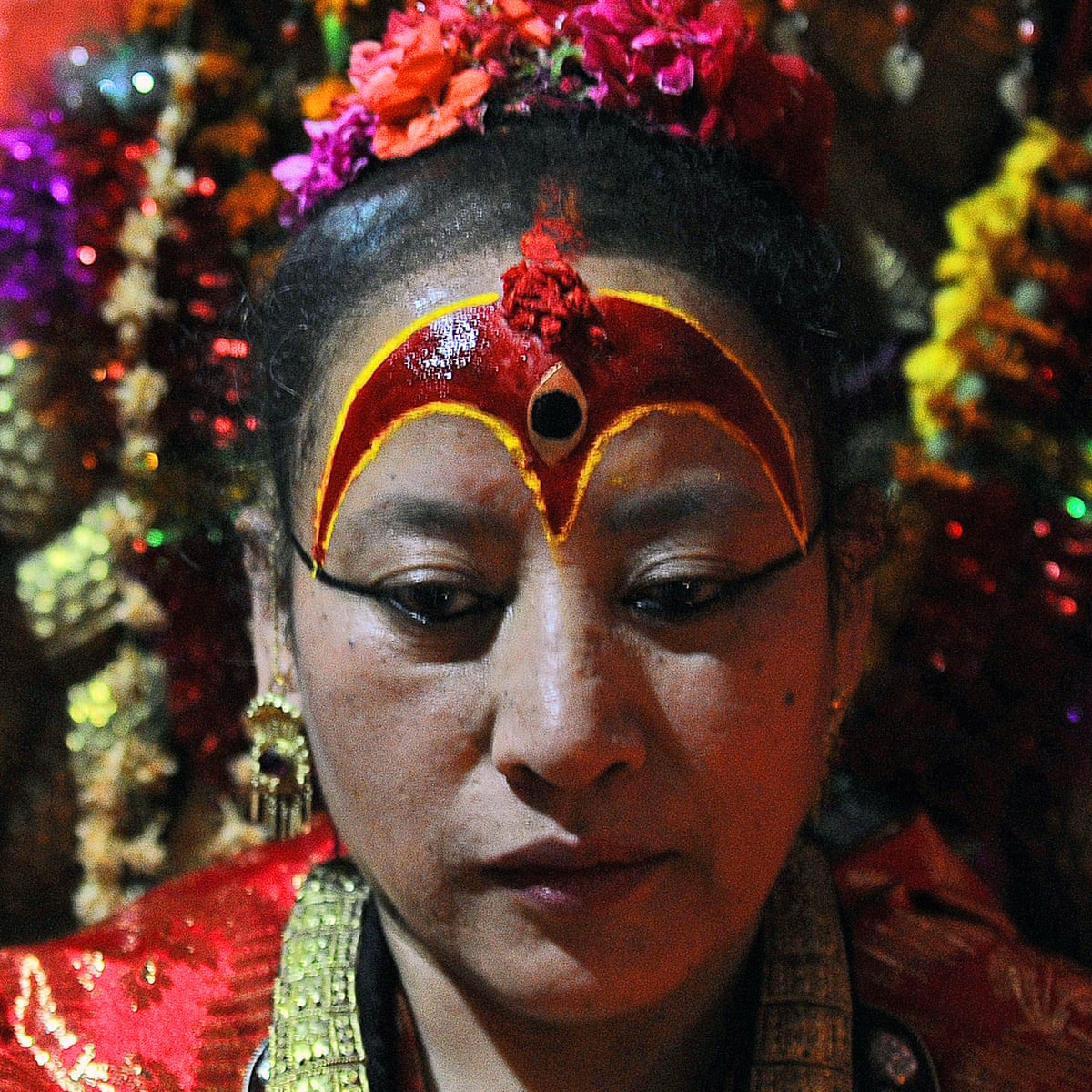 Nepal's earthquake forces 'living goddess' to break decades of ...