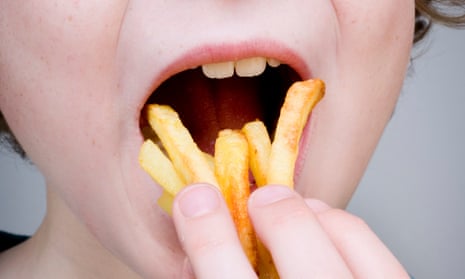 A child eating chips