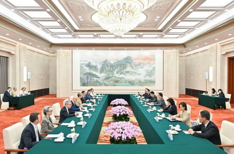 Yvette Cooper holding talks with Han Zheng
