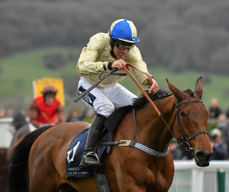 Elex Edwards rides Hazel Hill to win the Foxhunters Chase.