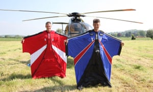 Sutton with stuntman Gary Connery, in 2012 in Henley-on-Thames, preparing for a jump.
