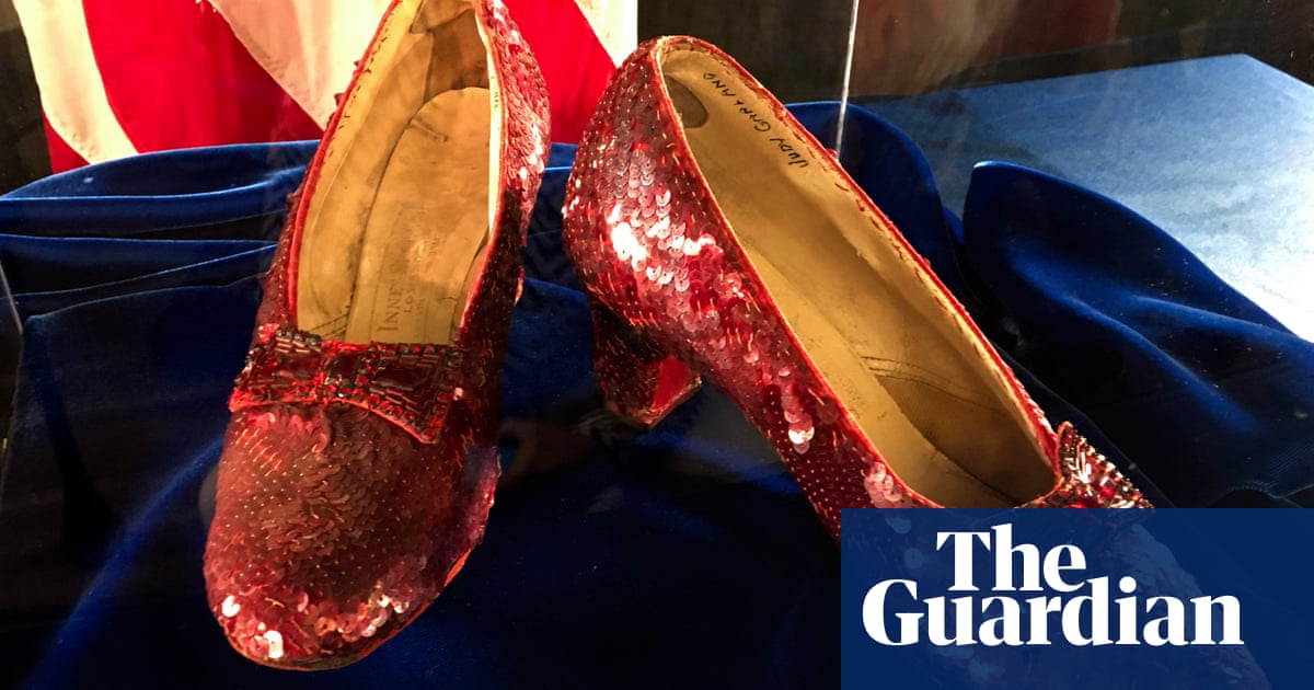 Ruby slippers stolen from The Wizard of Oz to be auctioned two decades later | Movie Ruby slippers stolen from The Wizard of Oz to be auctioned two decades later | Movie
