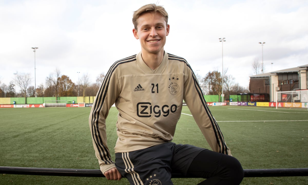 Ajax S Frenkie De Jong I Try To Have A Picture Of Where Everyone Is Football The Guardian