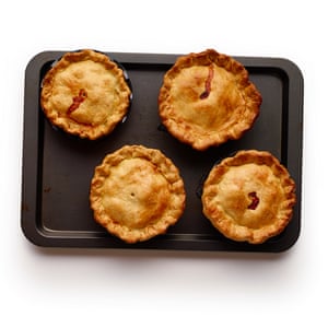 Felicity Cloake’s meat and potato pie 09