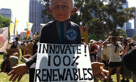 A giant Malcolm Turnbull puppet joins tens of thousands of marchers in Sydney’s Domain as part of the global people’s climate march on Sunday 29 November 2015.